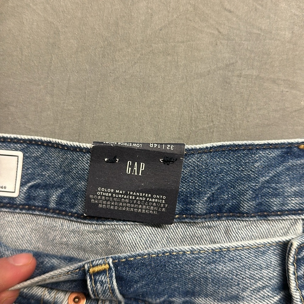 BRAND NEW cute GAP Jean shorts - Picture 6 of 7